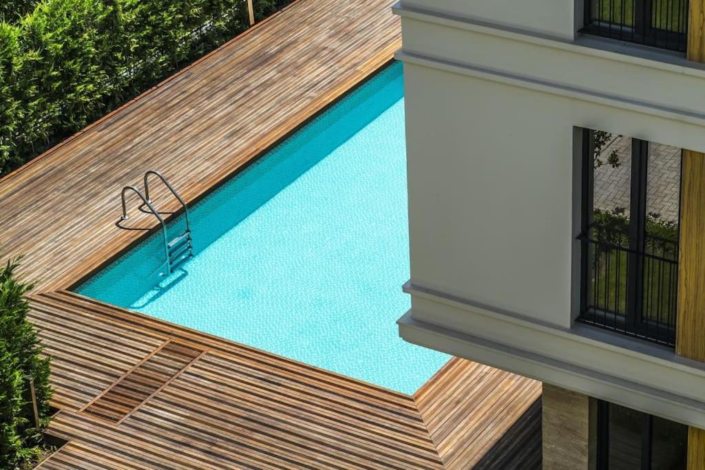 Apartment In Evargreen Complex With Terrace Warna Exterior foto